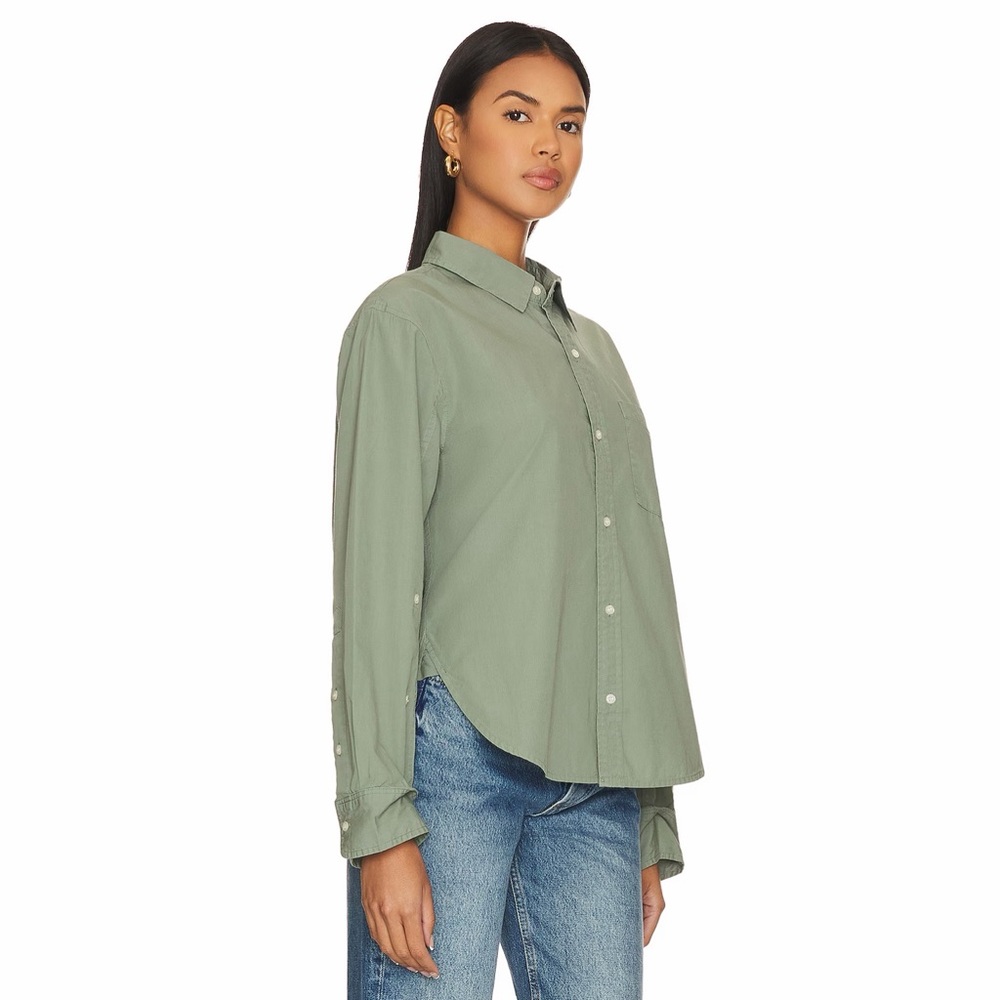 Citizens of Humanity Kayla Shrunken Poplin Button Down Shirt in Nova - Picture 6 of 12